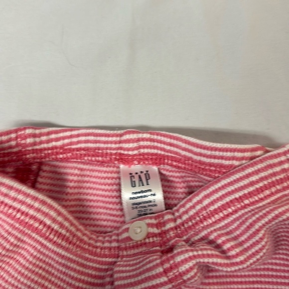 GAP - set of 3 pull on baby pants. Size 3-6 months - Picture 10 of 10